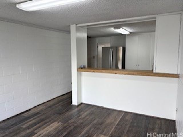 2501 Coyne Street 202, Honolulu, HI 96826