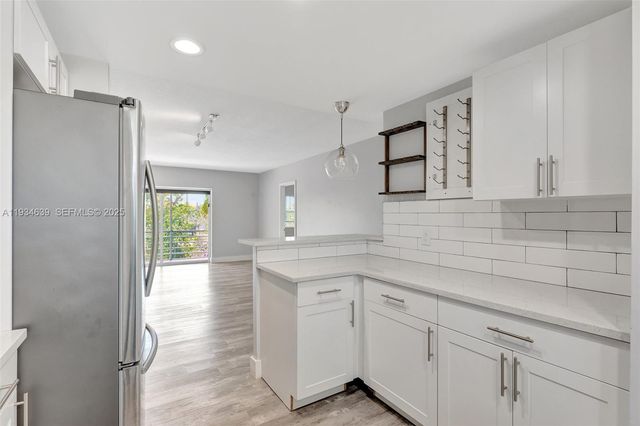 1400 NE 57th Ct 206, Fort Lauderdale, FL 33334