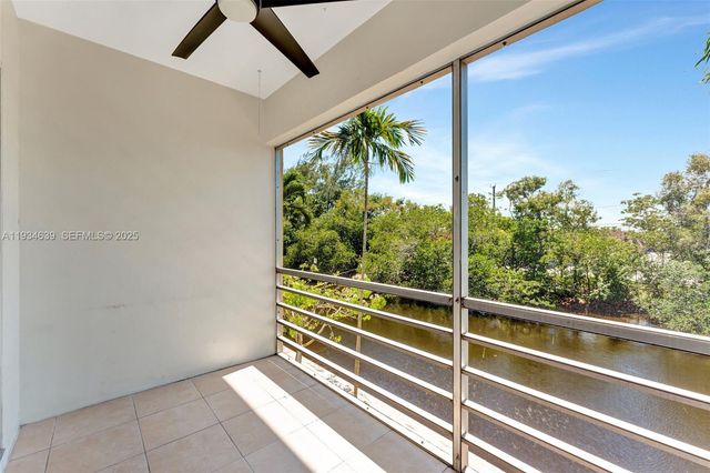 1400 NE 57th Ct 206, Fort Lauderdale, FL 33334