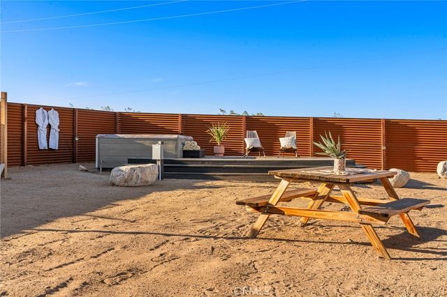 4212 ONeil Road, Joshua Tree, CA 92252