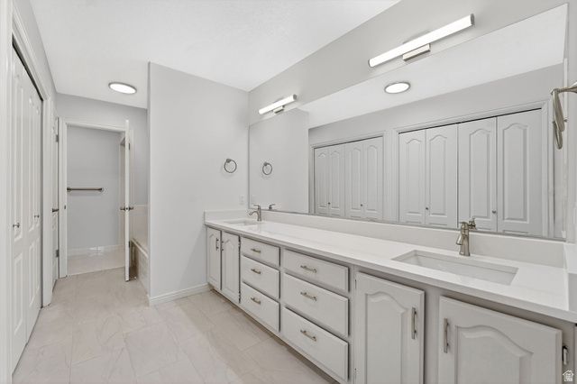 1478 W CORNERSTONE DR, South Jordan, UT 84095