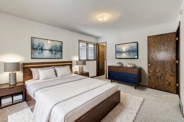 70 W Sandra Lee Drive, Saint Paul, MN 55119