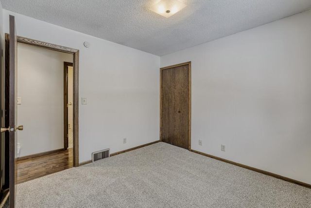 70 W Sandra Lee Drive, Saint Paul, MN 55119