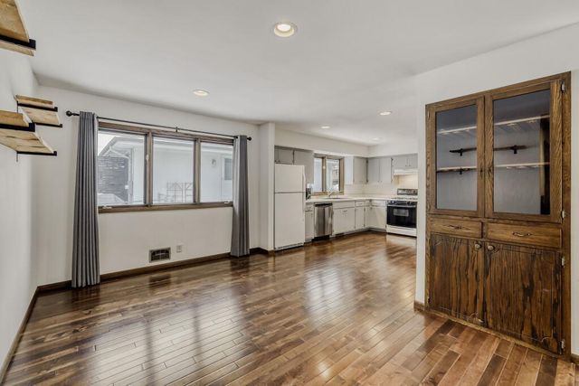 70 W Sandra Lee Drive, Saint Paul, MN 55119