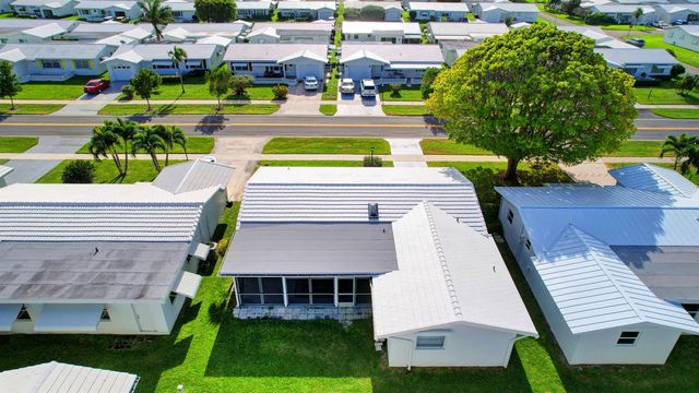 716 SW 18th Street, Boynton Beach, FL 33426