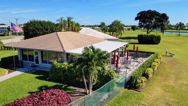 716 SW 18th Street, Boynton Beach, FL 33426