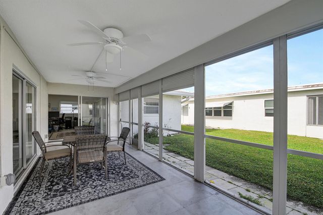716 SW 18th Street, Boynton Beach, FL 33426
