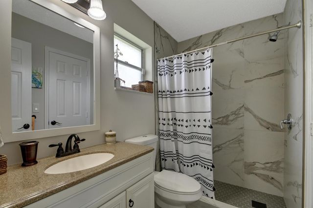 716 SW 18th Street, Boynton Beach, FL 33426