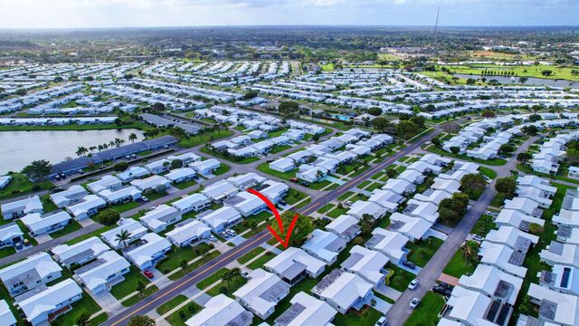 716 SW 18th Street, Boynton Beach, FL 33426