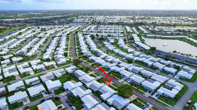 716 SW 18th Street, Boynton Beach, FL 33426