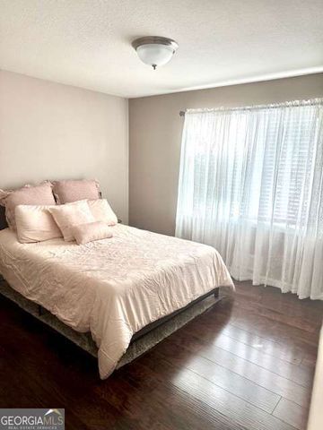 1085 Azalea Circle, Marietta, GA 30062