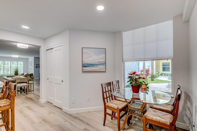 207 Mainsail Circle, Jupiter, FL 33477