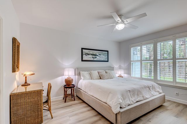 207 Mainsail Circle, Jupiter, FL 33477