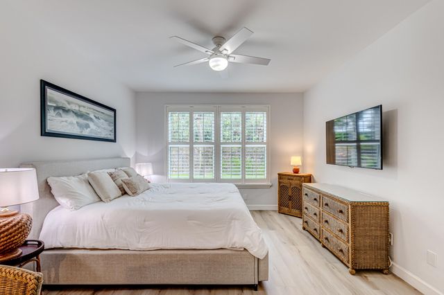 207 Mainsail Circle, Jupiter, FL 33477