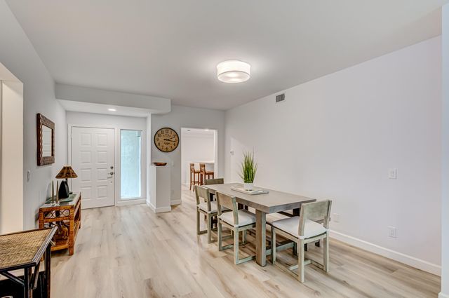 207 Mainsail Circle, Jupiter, FL 33477