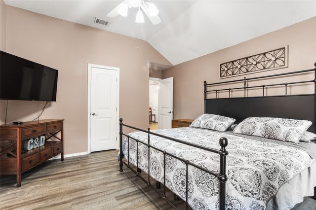 6703 Canalview Drive, Arlington, TX 76016
