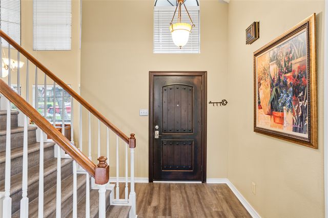 6703 Canalview Drive, Arlington, TX 76016