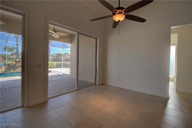 7681 Sicilia CT, Naples, FL 34114