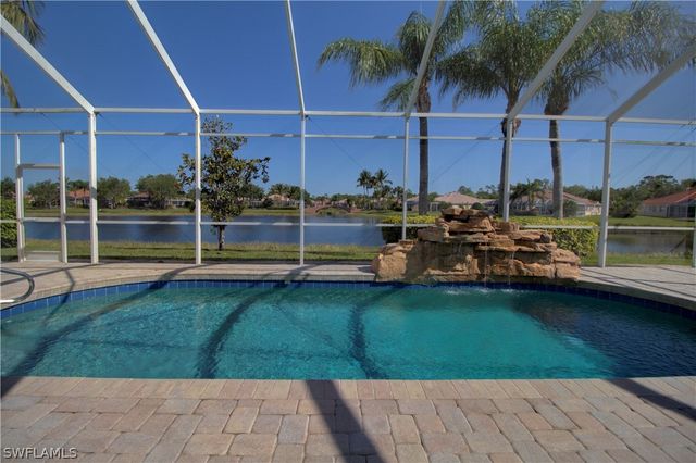 7681 Sicilia CT, Naples, FL 34114