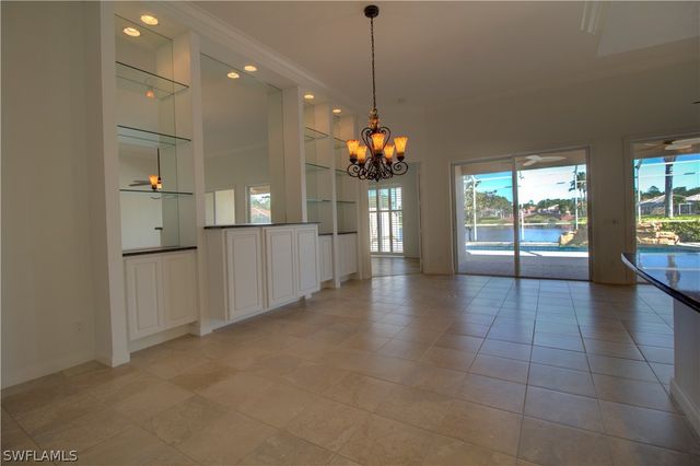 7681 Sicilia CT, Naples, FL 34114