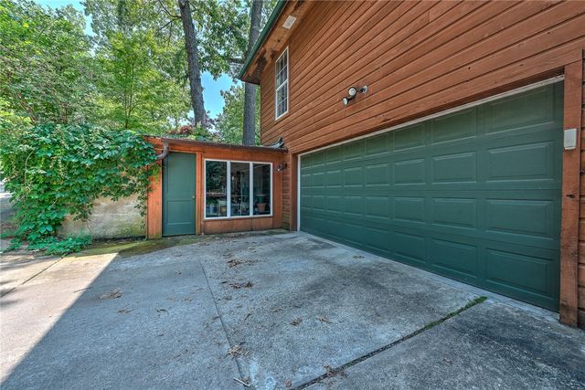 8092 Fain Drive, Rogers, AR 72756