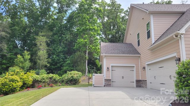11045 Double Knot Court, Midland, NC 28107