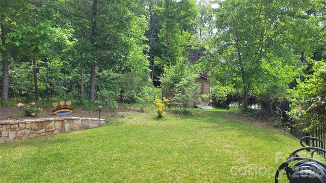 11045 Double Knot Court, Midland, NC 28107