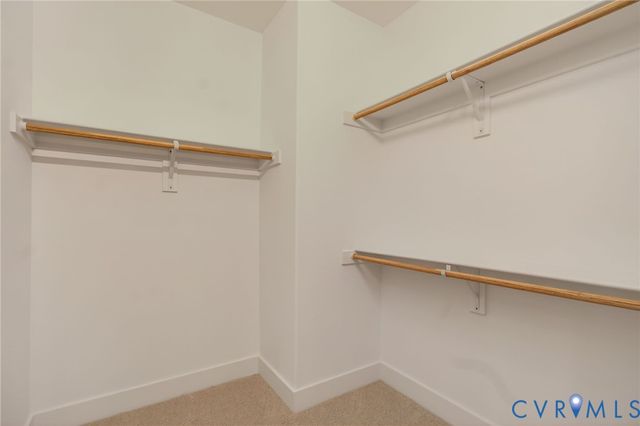 115 E Sunrise Dr, Warsaw, VA 22572