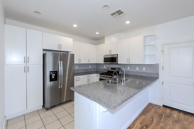 678 Americana Drive, Fullerton, CA 92832