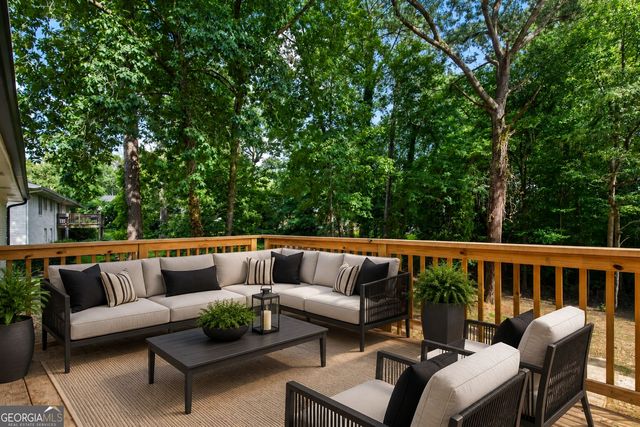 2600 Lisa Drive SW, Atlanta, GA 30311