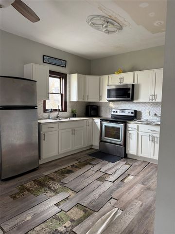 1115 RASPBERRY Street, Erie, PA 16502