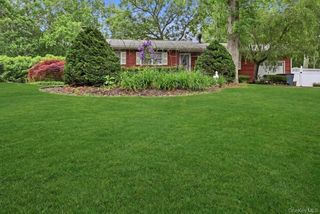 23 Flicker Drive, Middle Island, NY 11953