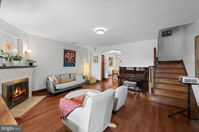 221 INGRAHAM ST NW, Washington, DC 20011