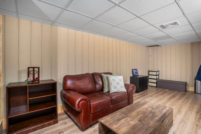 43 Weeks Hill Rd, Coventry, RI 02827