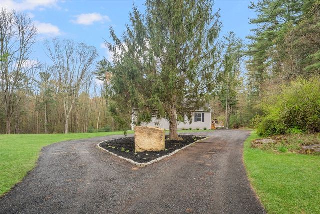 43 Weeks Hill Rd, Coventry, RI 02827