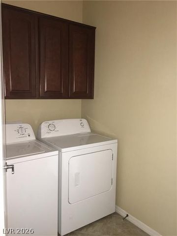8769 Country View Avenue, Las Vegas, NV 89129