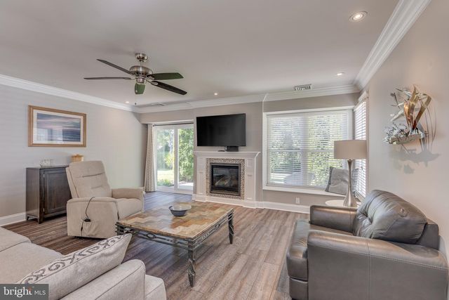 62 WESTMINSTER DR S, Southampton Twp, NJ 08088