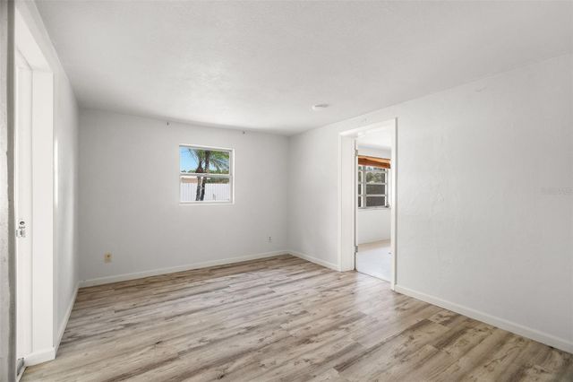 2027 E VALENCIA WAY E, Clearwater, FL 33764