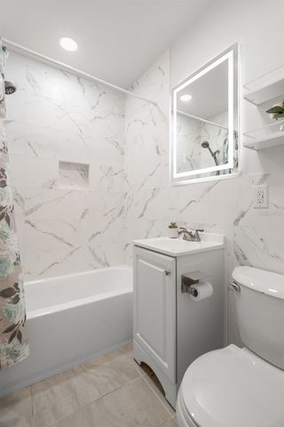 2027 E VALENCIA WAY E, Clearwater, FL 33764