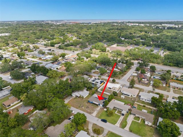 2027 E VALENCIA WAY E, Clearwater, FL 33764