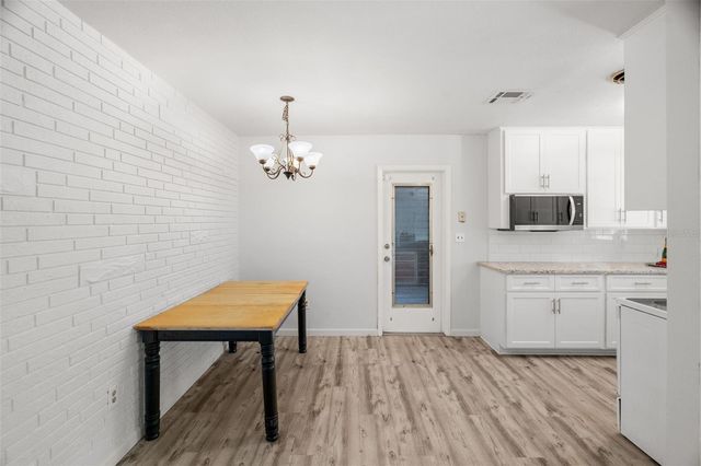 2027 E VALENCIA WAY E, Clearwater, FL 33764