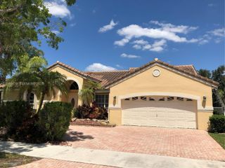 804 Verona Lake Dr, Weston, FL 33326