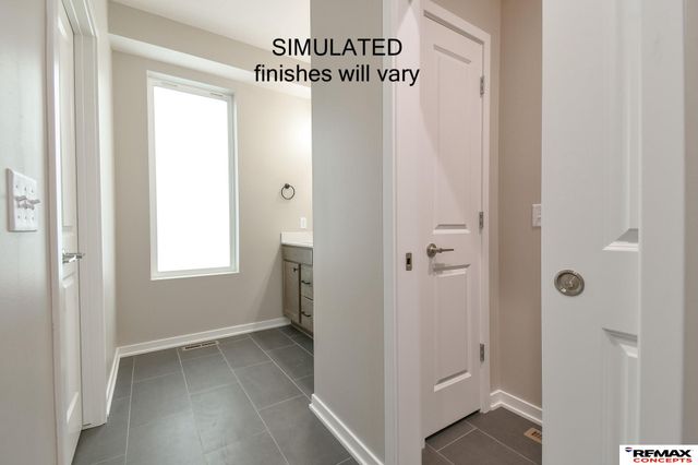 943 W Avondale Street, Lincoln, NE 68523