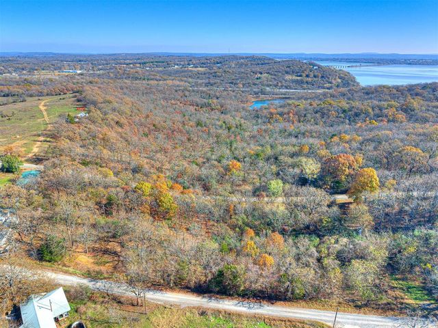 221 Robin Road, Eufaula, OK 74432