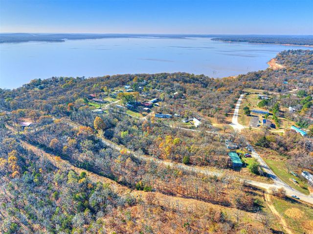 221 Robin Road, Eufaula, OK 74432