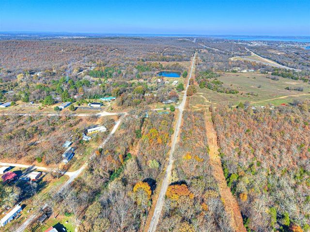 221 Robin Road, Eufaula, OK 74432