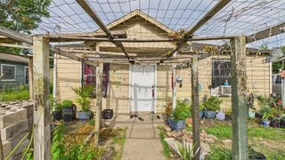 8935 Duane Street, Houston, TX 77051
