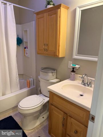 3520 E CHURCHILL LN, Philadelphia, PA 19114