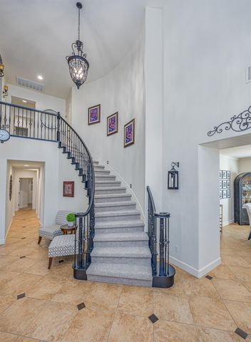 2190 Red Setter Rd, Rocklin, CA 95765