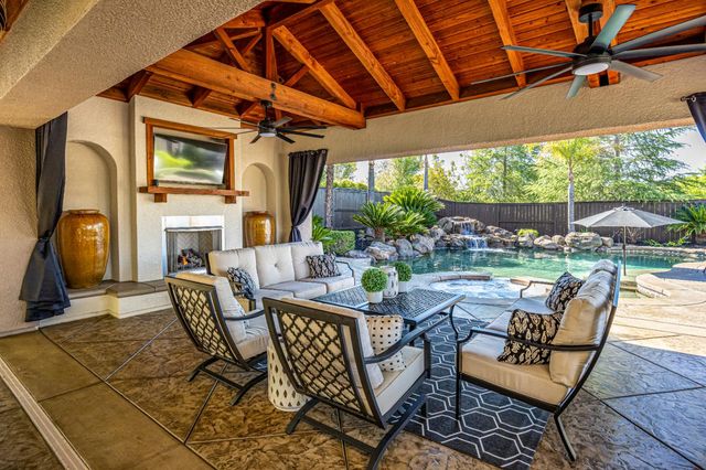 2190 Red Setter Rd, Rocklin, CA 95765